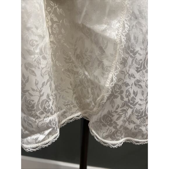 Lucie Ann II Ivory Robe Kimono Lace Trimmed Large Short Made In USA - Picture 4 of 9